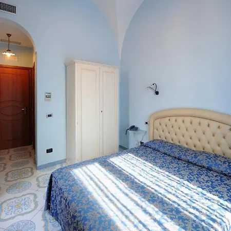 Palazzo Pisani 4* אמאלפי