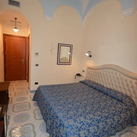 Palazzo Pisani אמאלפי