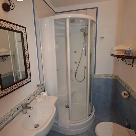 לינה וארוחת בוקר Palazzo Pisani אמאלפי